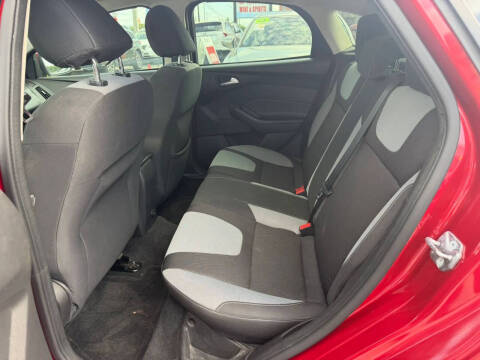 2012 Ford Focus SE