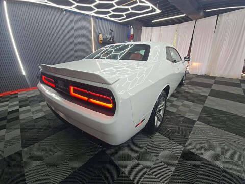 2018 Dodge Challenger SXT