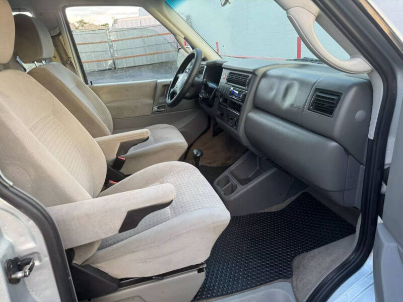 2003 Volkswagen EuroVan MV