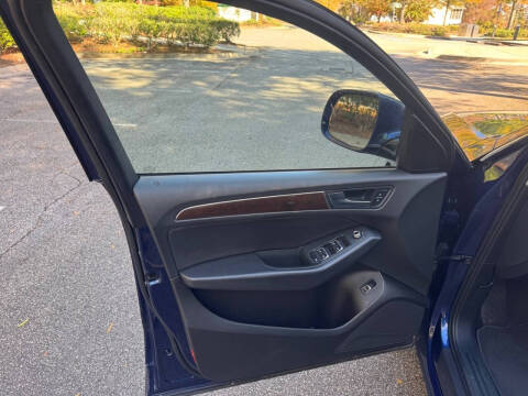 2016 Audi Q5 2.0T quattro Premium