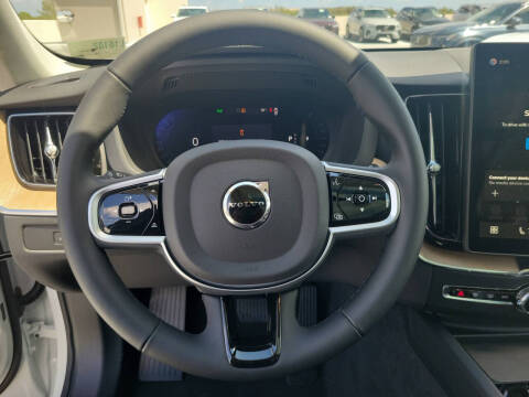 2026 Volvo XC60 B5 Core