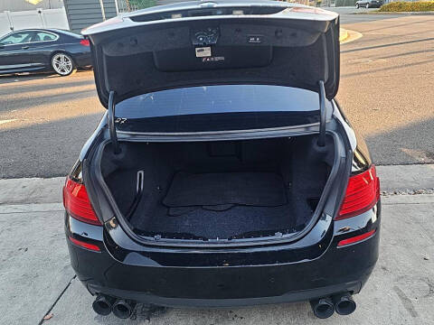2014 BMW 5 Series 550i