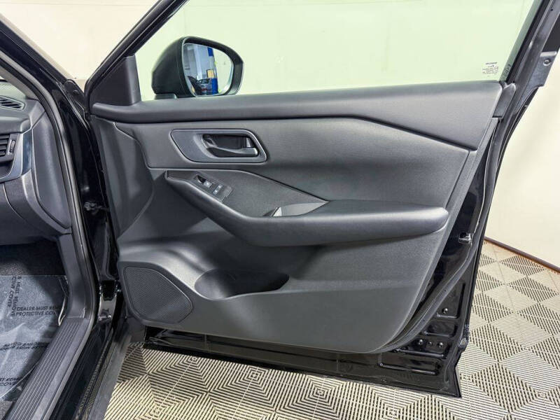 2025 Nissan Rogue S