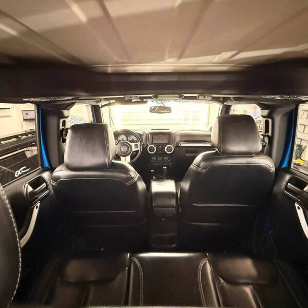 2014 Jeep Wrangler Unlimited Polar Edition