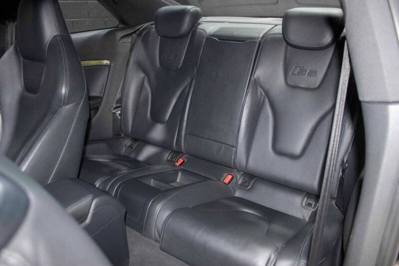 2009 Audi S5 quattro