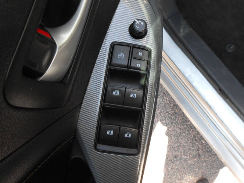 2015 Toyota Sienna SE 8-Passenger