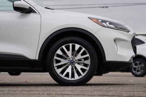 2022 Ford Escape Titanium