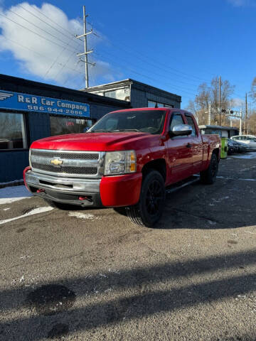 2009 Chevrolet Silverado 1500 for sale at R&R Car Company in Mount Clemens MI