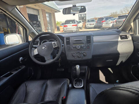 2009 Nissan Versa 1.8 SL