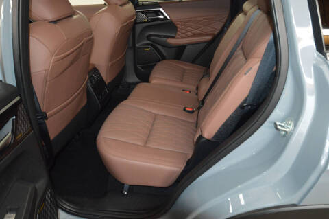 2025 Mitsubishi Outlander SEL