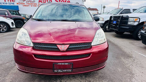 2005 Toyota Sienna LE 7 Passenger
