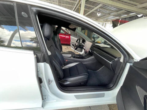 2019 Tesla Model 3 Standard Range Plus