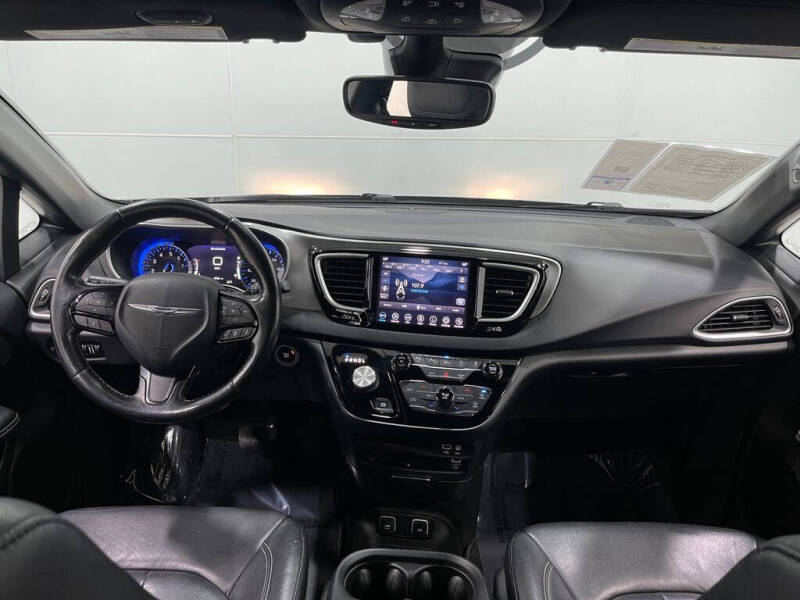 2020 Chrysler Pacifica Launch Edition