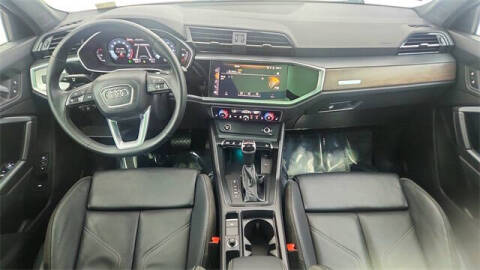 2023 Audi Q3 quattro S line Prem Plus 45 TFSI