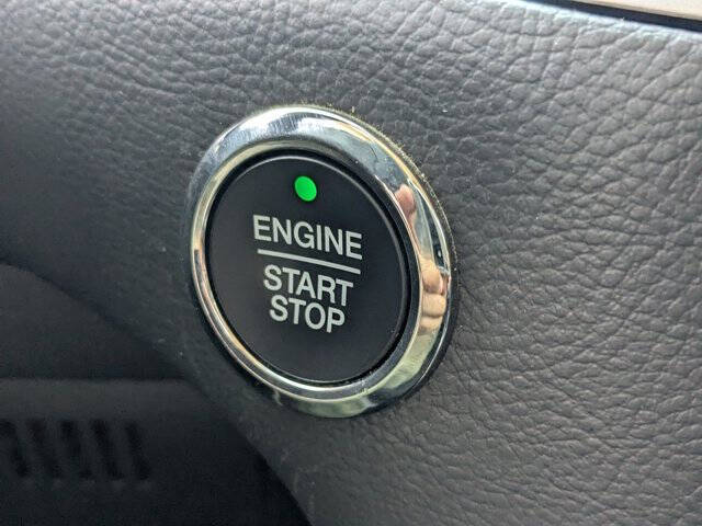2021 Ford Edge SE