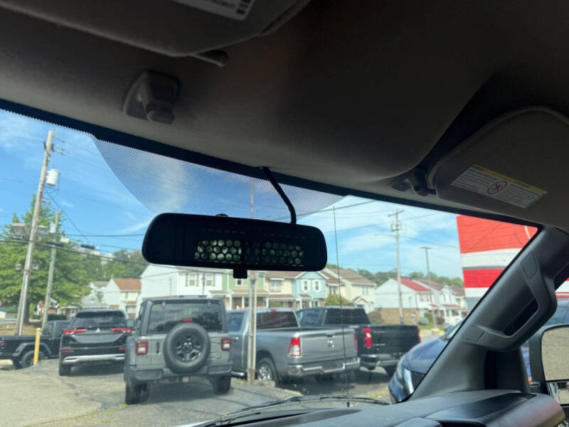 2023 GMC Savana 2500