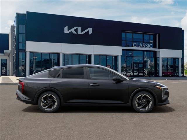 2026 Kia K4 EX