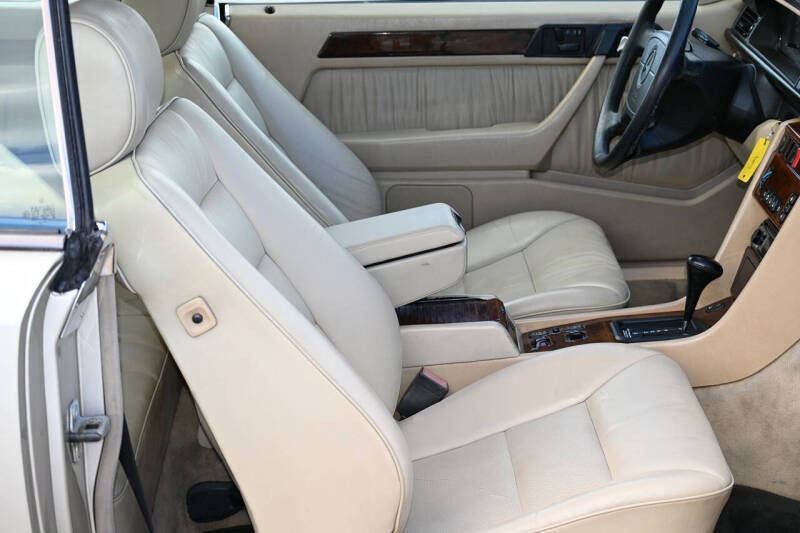 1995 Mercedes-Benz E-Class E 320