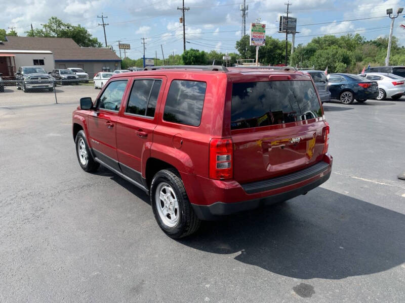 2013 Jeep Patriot Sport photo 5