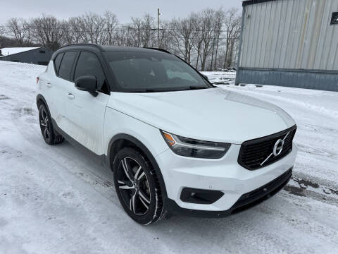 2020 Volvo XC40 T5 R-Design