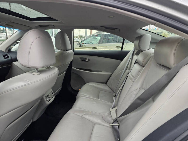 2011 Lexus ES 350