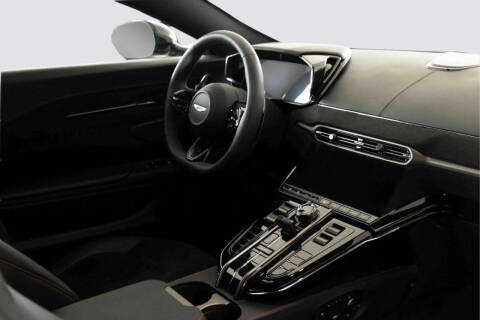 2025 Aston Martin Vantage