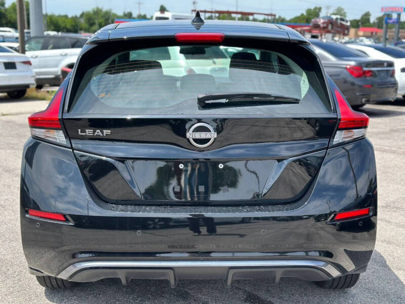 2023 Nissan LEAF S