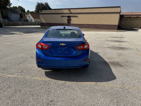 2017 Chevrolet Cruze LT Auto