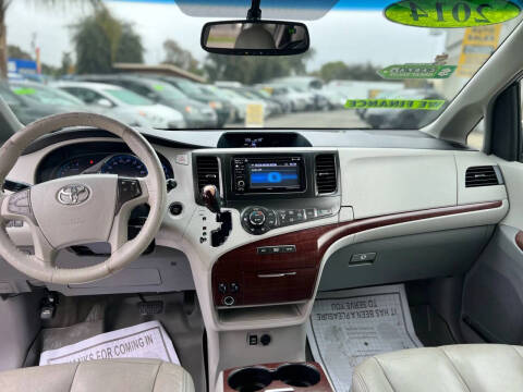 2014 Toyota Sienna
