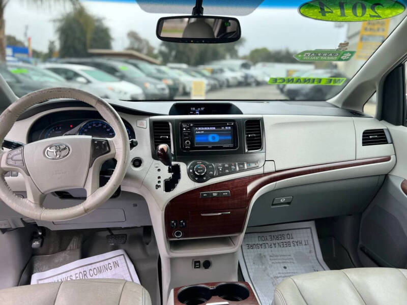2014 Toyota Sienna