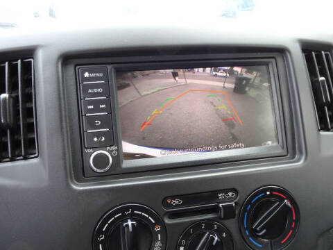 2020 Nissan NV200 SV