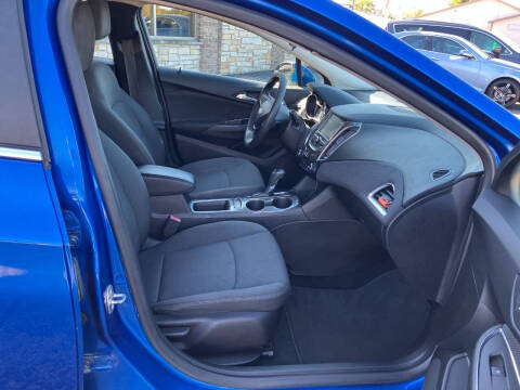 2017 Chevrolet Cruze LT Auto