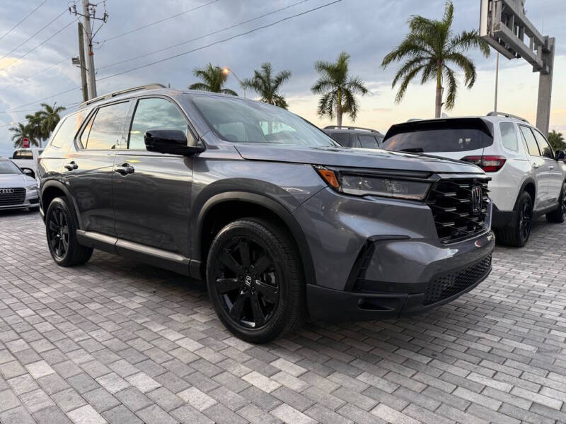 2025 Honda Pilot Black Edition's photo