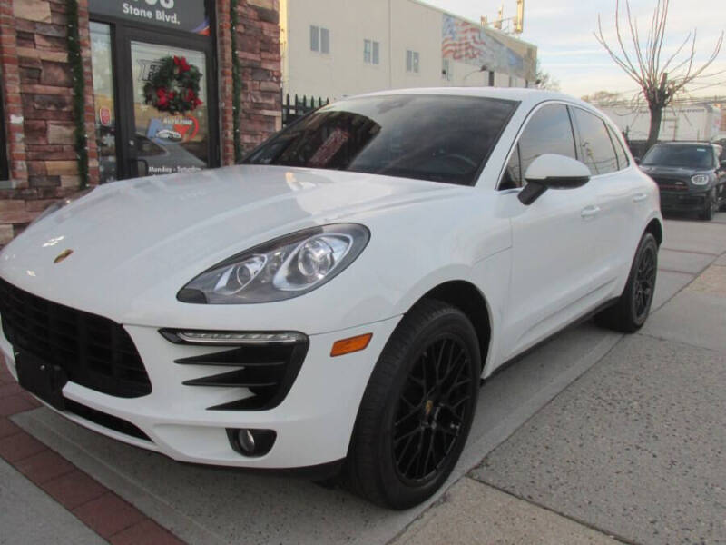 2017 Porsche Macan S