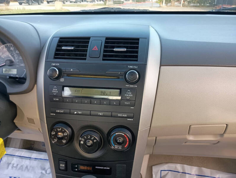 2010 Toyota Corolla LE