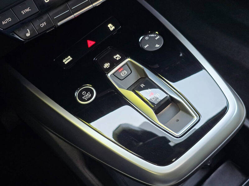 2023 Audi Q4 e-tron quattro Premium 50