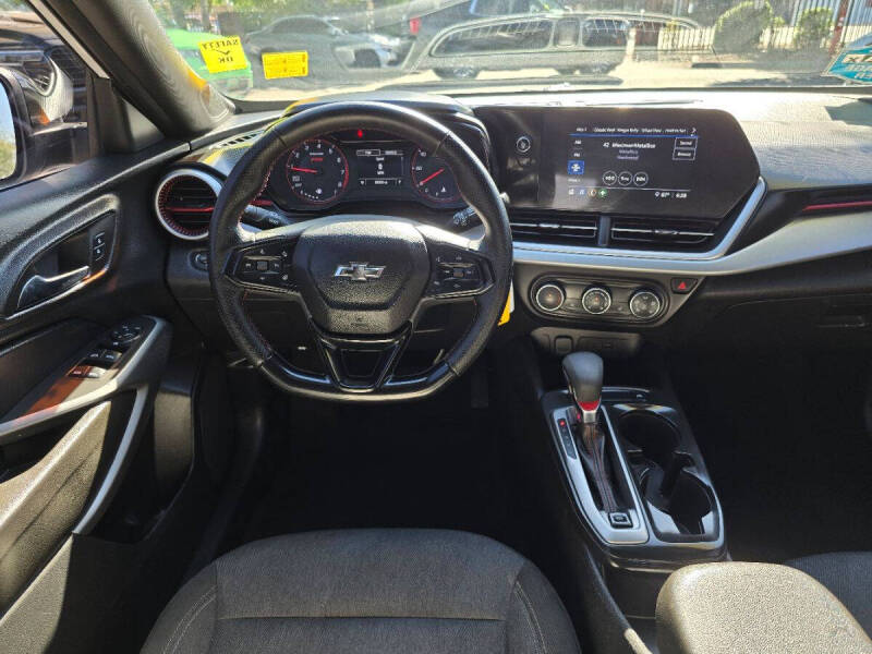 2024 Chevrolet Trax RS