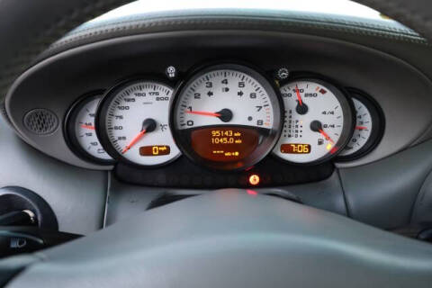 2004 Porsche 911 Carrera 4S