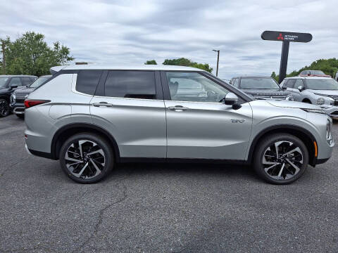 2025 Mitsubishi Outlander PHEV SE