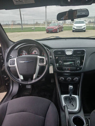 2013 Chrysler 200 Touring