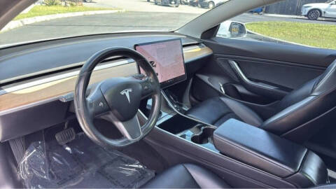 2019 Tesla Model 3 Standard Range