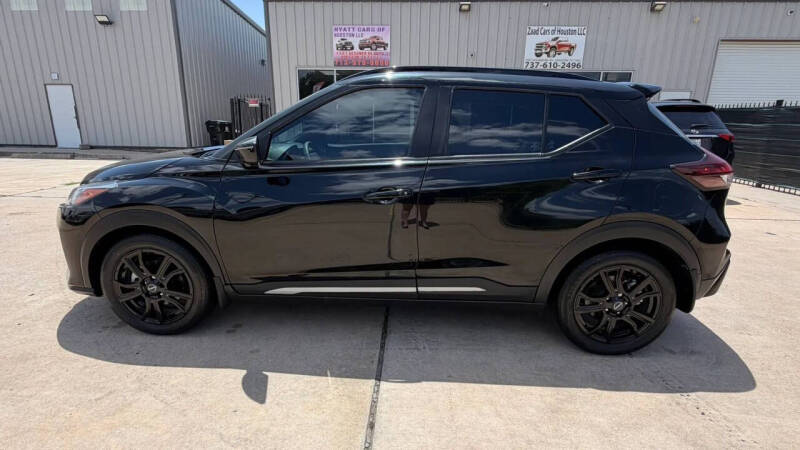 2024 Nissan Kicks SR