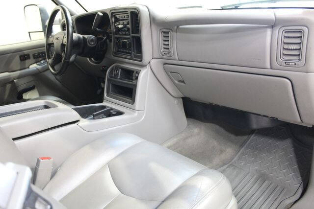 2005 GMC Sierra 2500HD