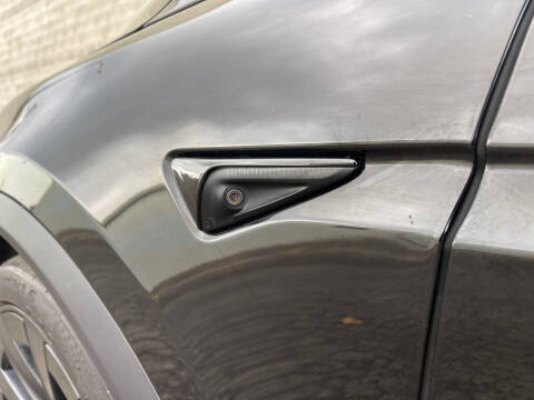 2022 Tesla Model X Plaid