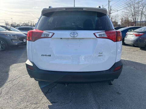 2013 Toyota RAV4 LE