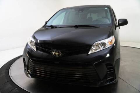 2018 Toyota Sienna for sale at AUTOMAXX in Springville UT