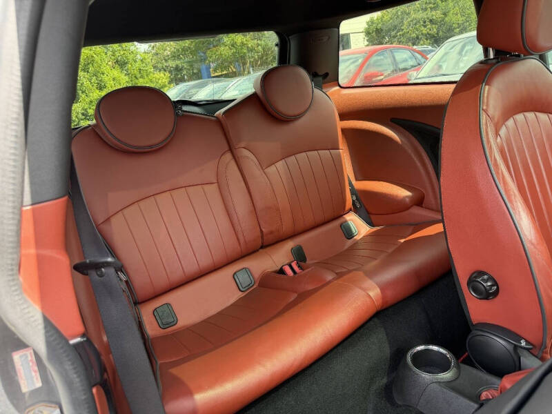2010 MINI Cooper John Cooper Works