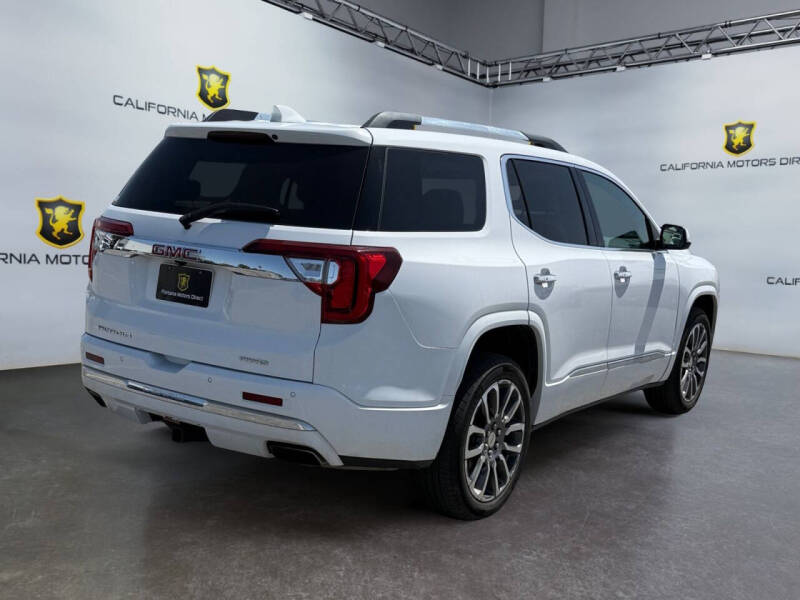 2023 GMC Acadia Denali