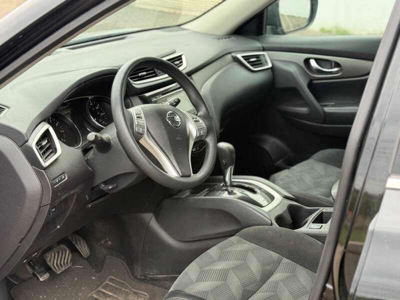 2015 Nissan Rogue SV