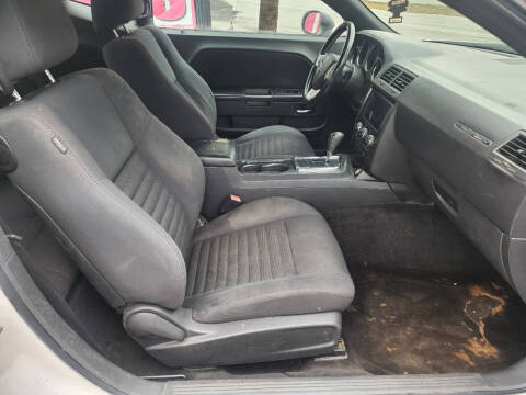 2012 Dodge Challenger SXT